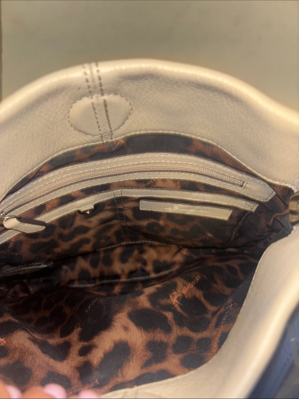 B.MAKOWSKY TRI-COLORED LEATHER CROSSBODY ADJUSTABLE STRAP SILVER HARDWARE NWTS - Picture 7 of 12